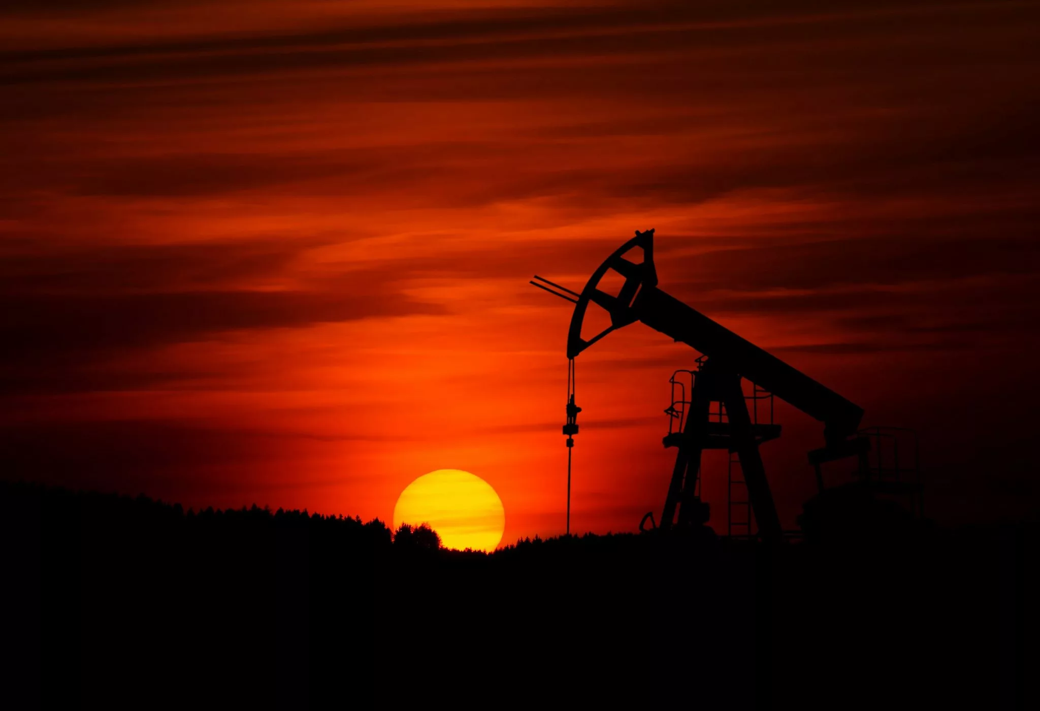 Oil prices falling on record low